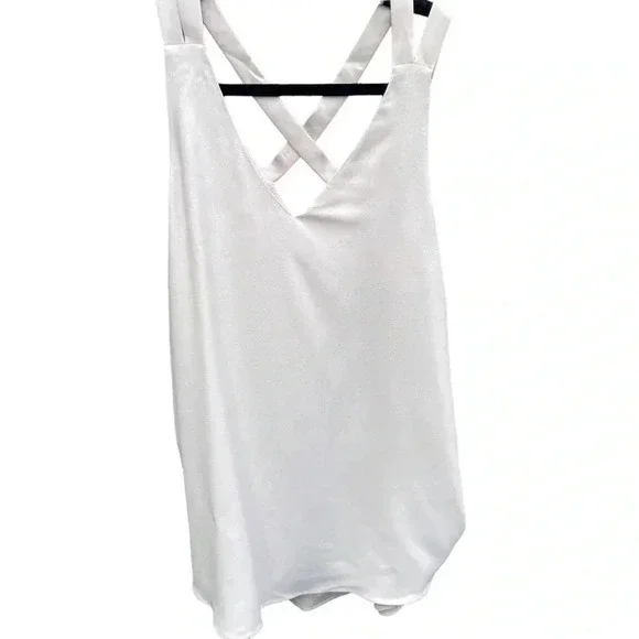 River Island Cream Sleeveless Blouse - Picture 3 of 7